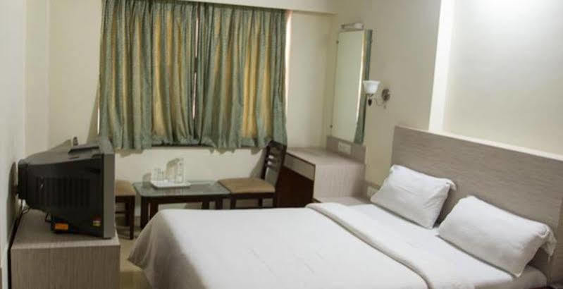 Hotel Ace Residency Mumbai Exterior photo
